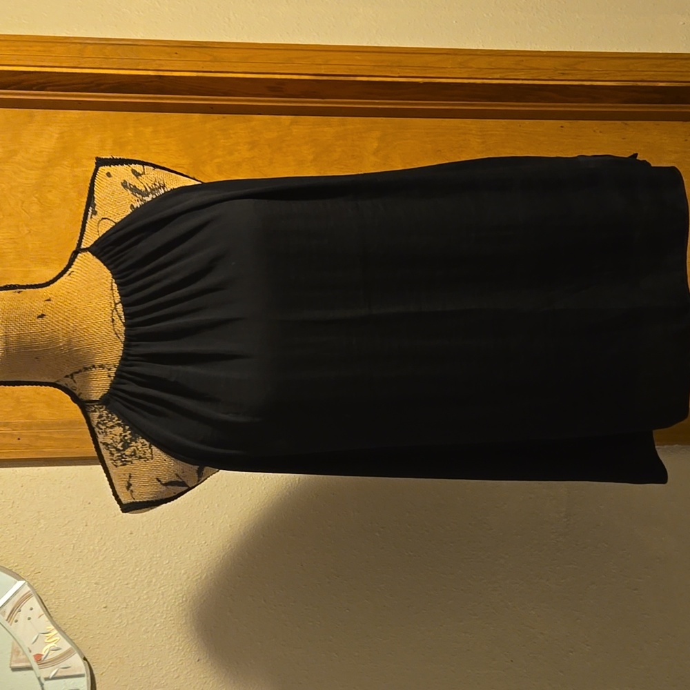 🌞☀️🌞LOFT Black Sleeveless Blouse